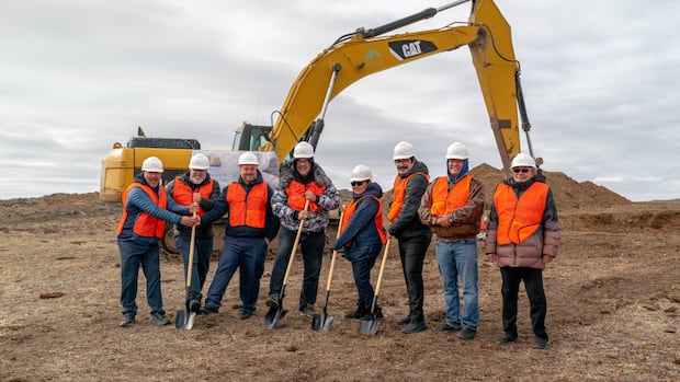 Nunavik Wind Turbine Construction Begins in Quaqtaq’s Clean Energy Shift Nunavik Wind Turbine Construction Begins in Quaqtaq's Clean Energy Shift
