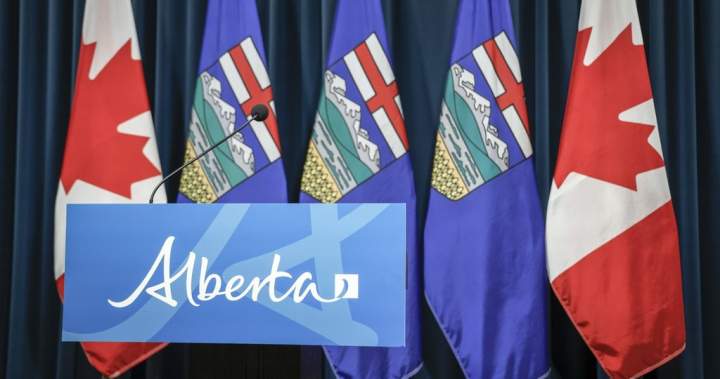 Alberta Referendum: Flags Divide Communities | El Mundo Canadá